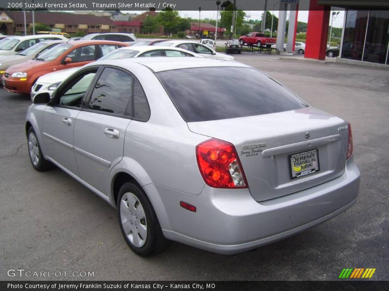 Titanuim Silver Metallic / Grey 2006 Suzuki Forenza Sedan