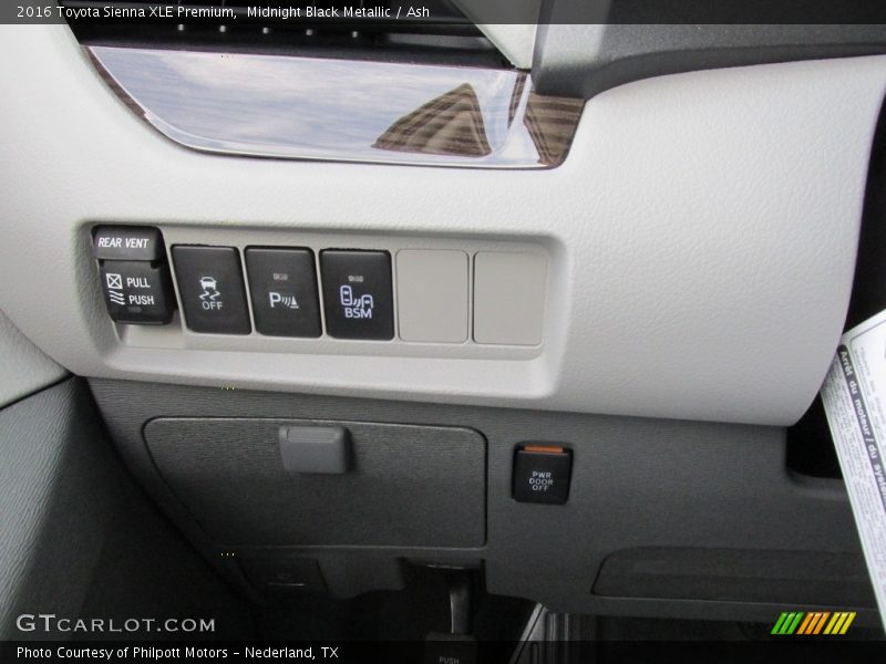 Midnight Black Metallic / Ash 2016 Toyota Sienna XLE Premium