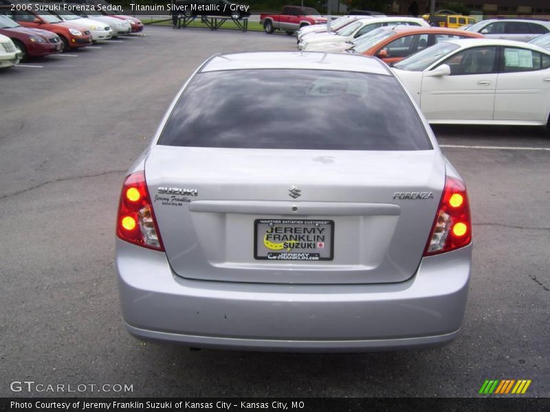 Titanuim Silver Metallic / Grey 2006 Suzuki Forenza Sedan
