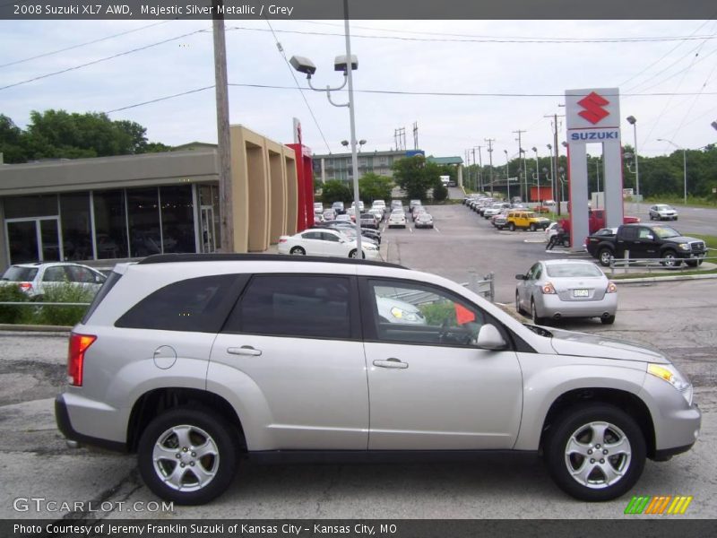 Majestic Silver Metallic / Grey 2008 Suzuki XL7 AWD