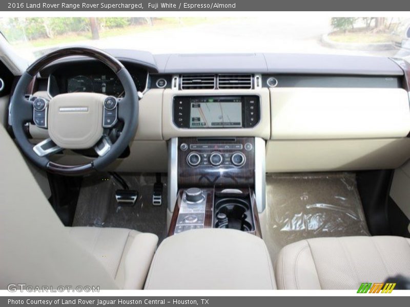 Fuji White / Espresso/Almond 2016 Land Rover Range Rover Supercharged