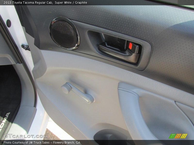 Super White / Graphite 2013 Toyota Tacoma Regular Cab