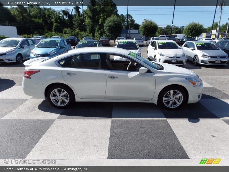 Pearl White / Beige 2014 Nissan Altima 2.5 SV