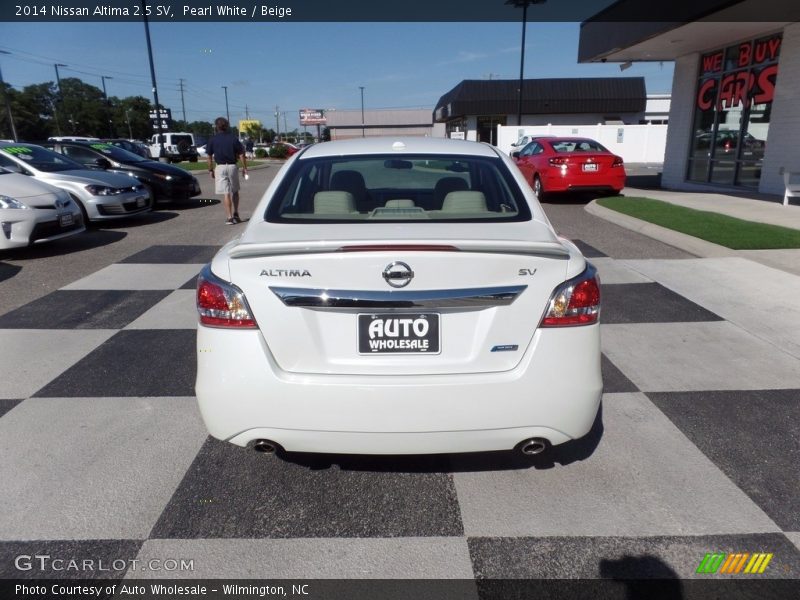 Pearl White / Beige 2014 Nissan Altima 2.5 SV