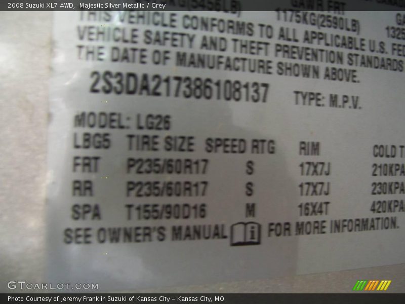 Majestic Silver Metallic / Grey 2008 Suzuki XL7 AWD