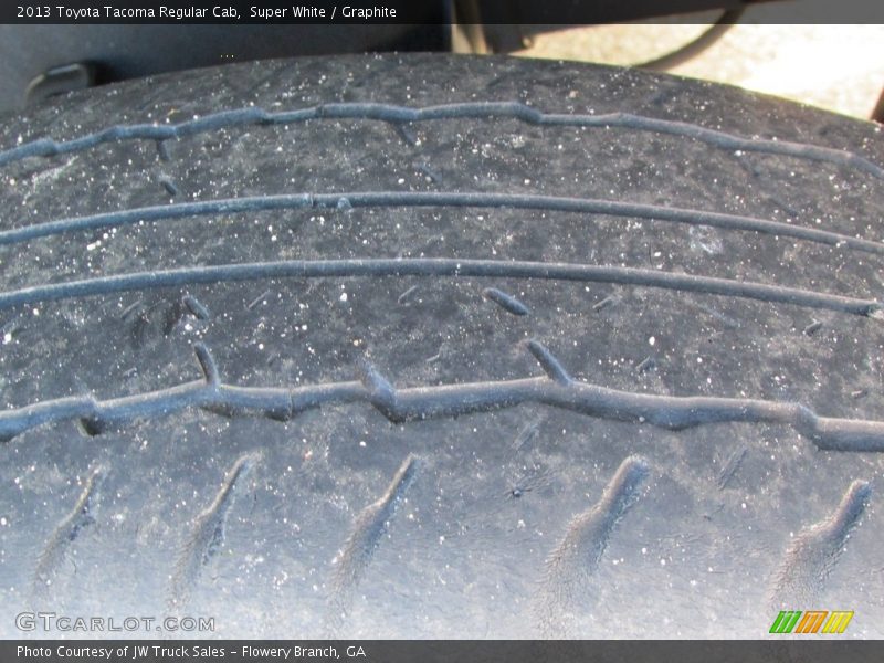 Super White / Graphite 2013 Toyota Tacoma Regular Cab