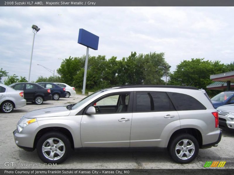 Majestic Silver Metallic / Grey 2008 Suzuki XL7 AWD