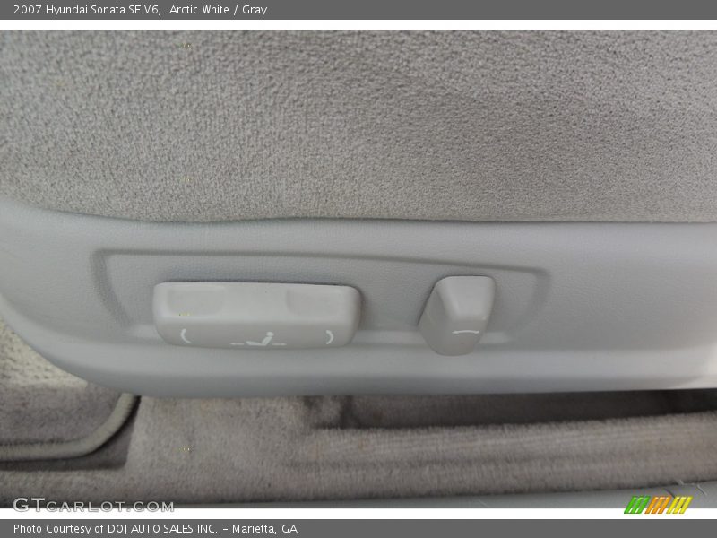 Arctic White / Gray 2007 Hyundai Sonata SE V6