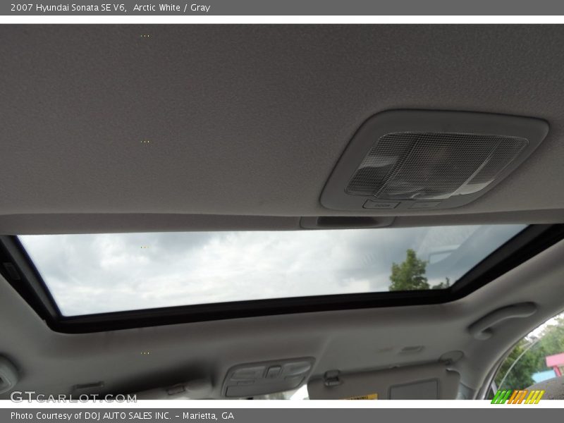 Arctic White / Gray 2007 Hyundai Sonata SE V6