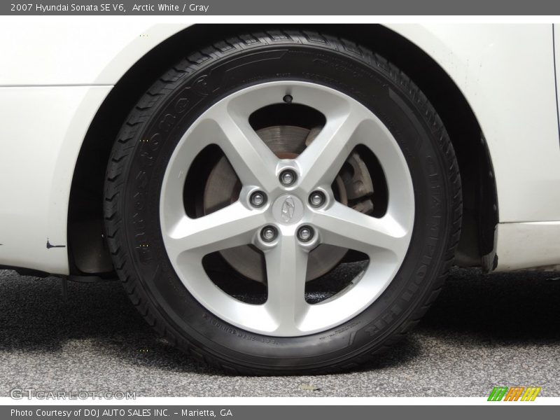 Arctic White / Gray 2007 Hyundai Sonata SE V6