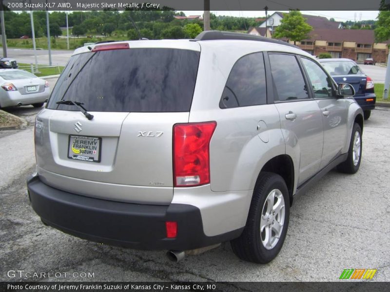 Majestic Silver Metallic / Grey 2008 Suzuki XL7 AWD