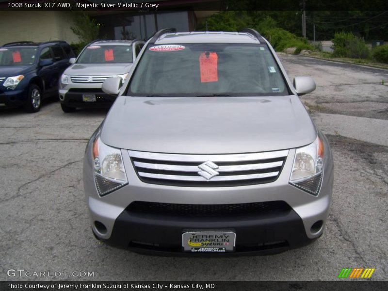 Majestic Silver Metallic / Grey 2008 Suzuki XL7 AWD