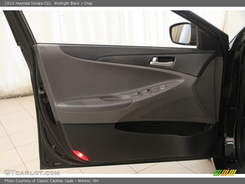 Midnight Black / Gray 2013 Hyundai Sonata GLS