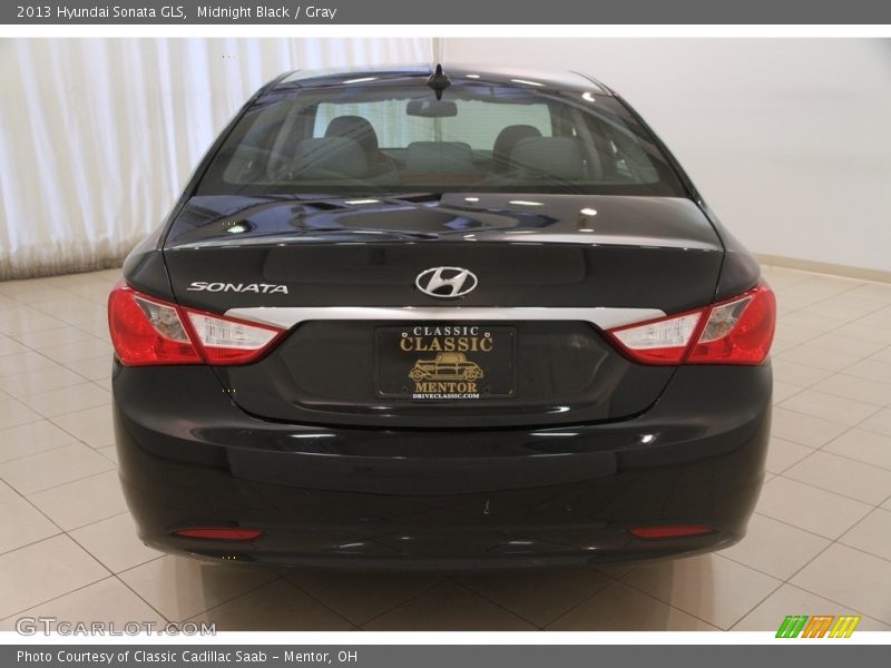 Midnight Black / Gray 2013 Hyundai Sonata GLS