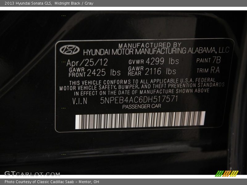 Midnight Black / Gray 2013 Hyundai Sonata GLS