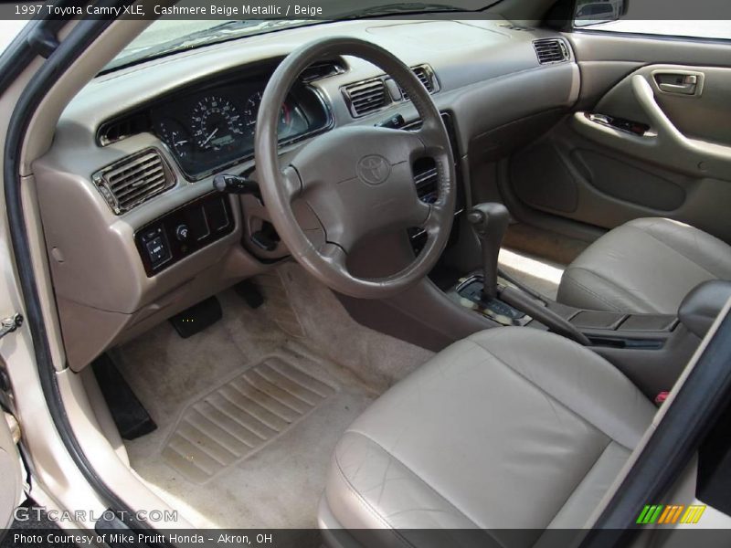 Cashmere Beige Metallic / Beige 1997 Toyota Camry XLE