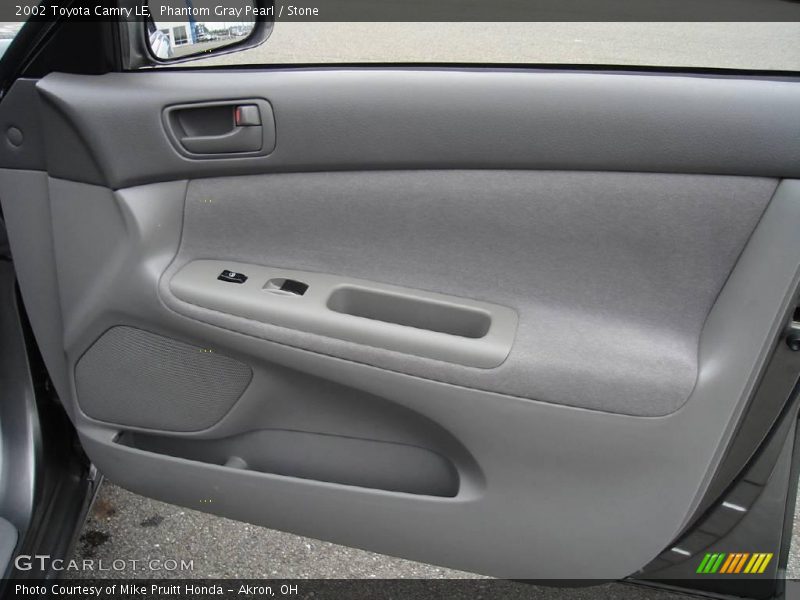 Phantom Gray Pearl / Stone 2002 Toyota Camry LE