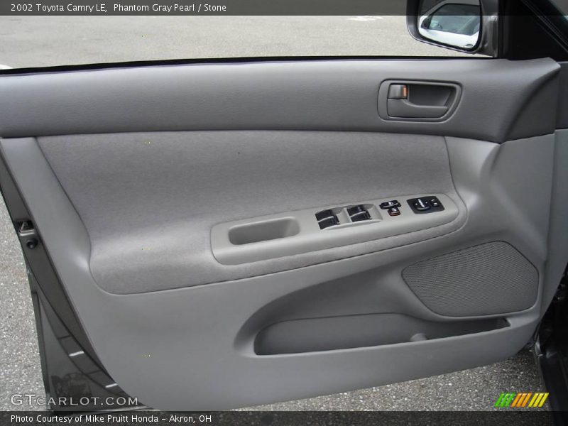 Phantom Gray Pearl / Stone 2002 Toyota Camry LE