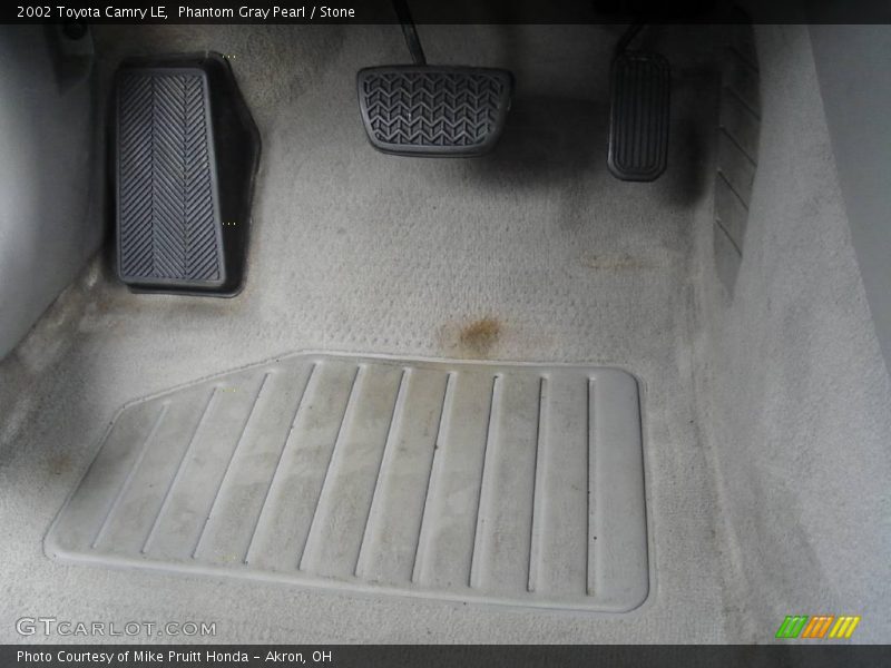 Phantom Gray Pearl / Stone 2002 Toyota Camry LE