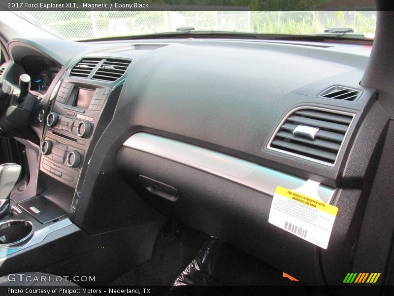 Magnetic / Ebony Black 2017 Ford Explorer XLT