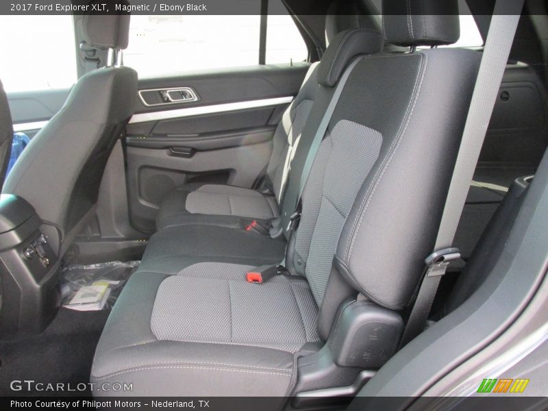 Magnetic / Ebony Black 2017 Ford Explorer XLT
