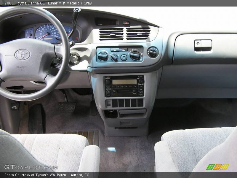 Lunar Mist Metallic / Gray 2003 Toyota Sienna CE