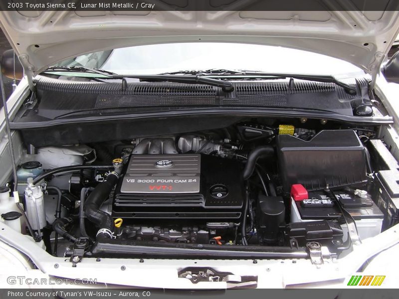 Lunar Mist Metallic / Gray 2003 Toyota Sienna CE