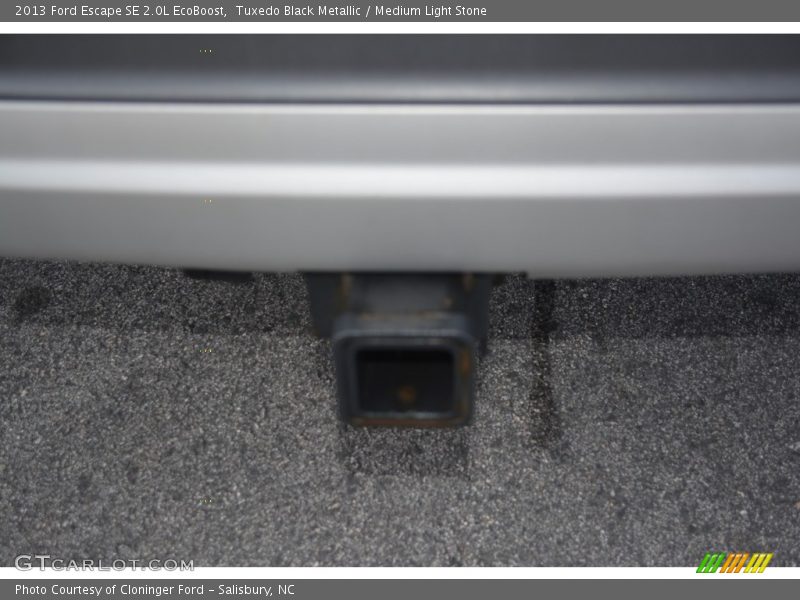 Tuxedo Black Metallic / Medium Light Stone 2013 Ford Escape SE 2.0L EcoBoost