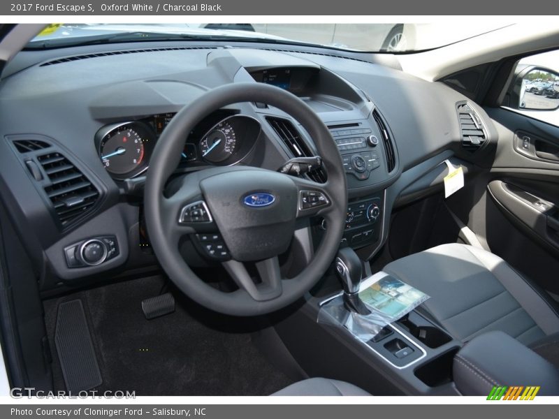 Oxford White / Charcoal Black 2017 Ford Escape S