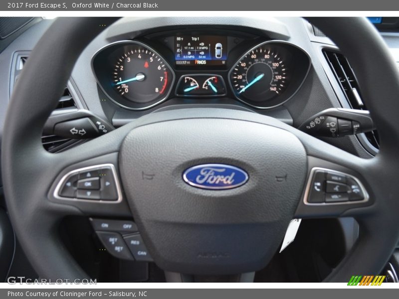 Oxford White / Charcoal Black 2017 Ford Escape S