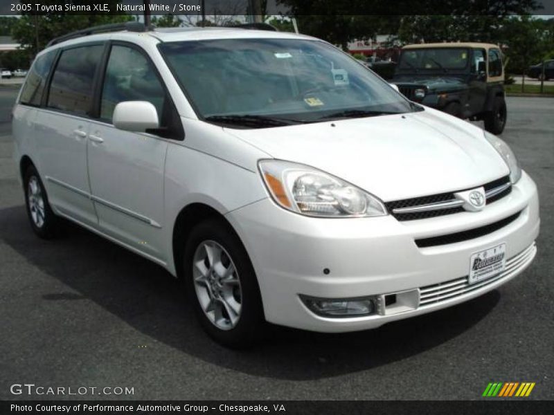 Natural White / Stone 2005 Toyota Sienna XLE