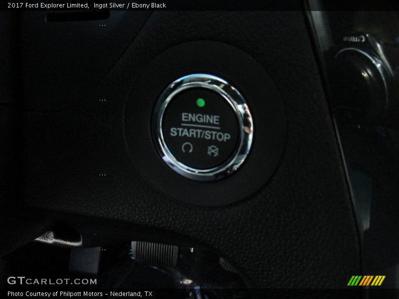 Ingot Silver / Ebony Black 2017 Ford Explorer Limited