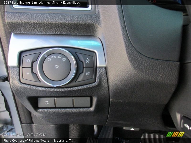 Ingot Silver / Ebony Black 2017 Ford Explorer Limited