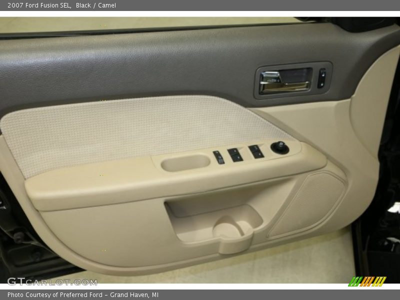 Black / Camel 2007 Ford Fusion SEL
