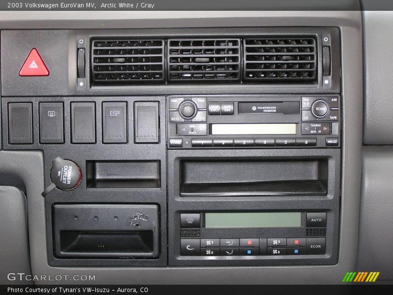 Arctic White / Gray 2003 Volkswagen EuroVan MV