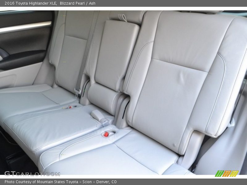 Blizzard Pearl / Ash 2016 Toyota Highlander XLE