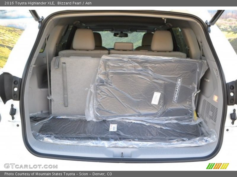 Blizzard Pearl / Ash 2016 Toyota Highlander XLE