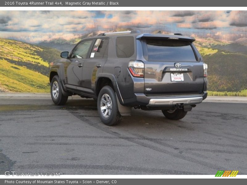 Magnetic Gray Metallic / Black 2016 Toyota 4Runner Trail 4x4