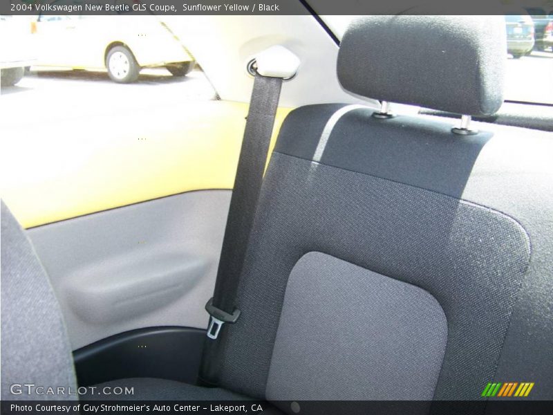 Sunflower Yellow / Black 2004 Volkswagen New Beetle GLS Coupe