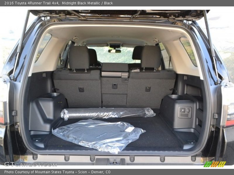 Midnight Black Metallic / Black 2016 Toyota 4Runner Trail 4x4