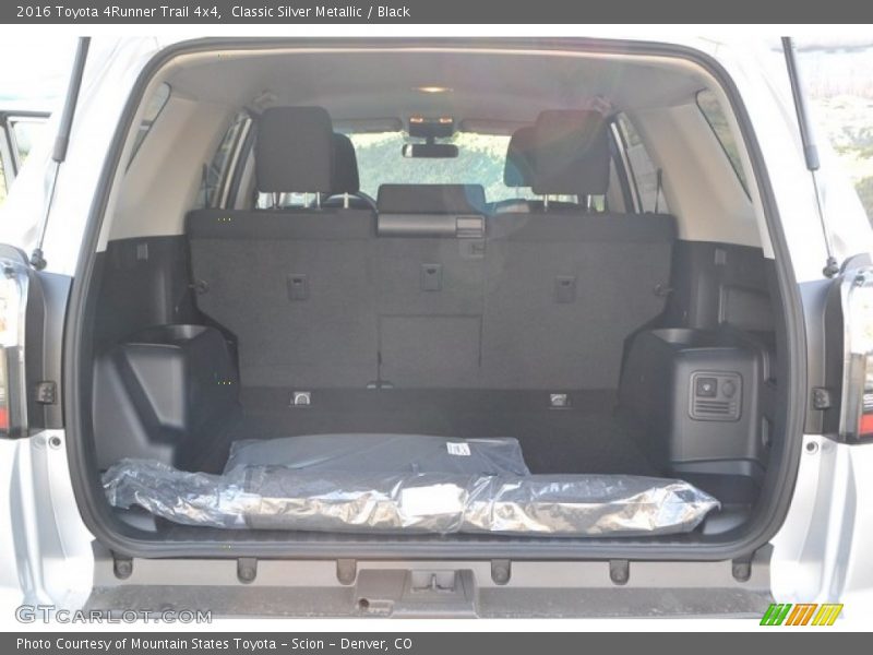 Classic Silver Metallic / Black 2016 Toyota 4Runner Trail 4x4