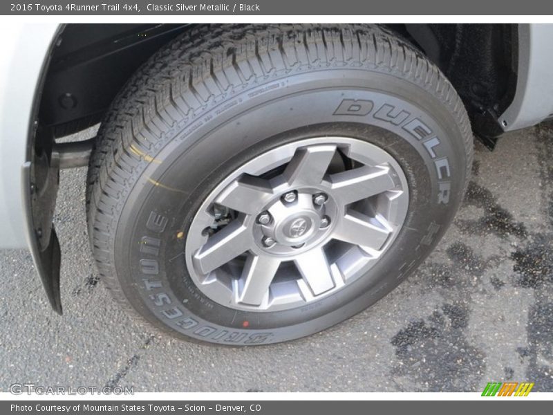Classic Silver Metallic / Black 2016 Toyota 4Runner Trail 4x4