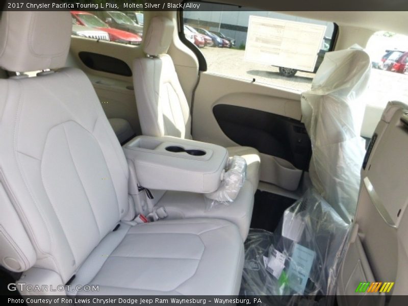 Molten Silver / Black/Alloy 2017 Chrysler Pacifica Touring L Plus