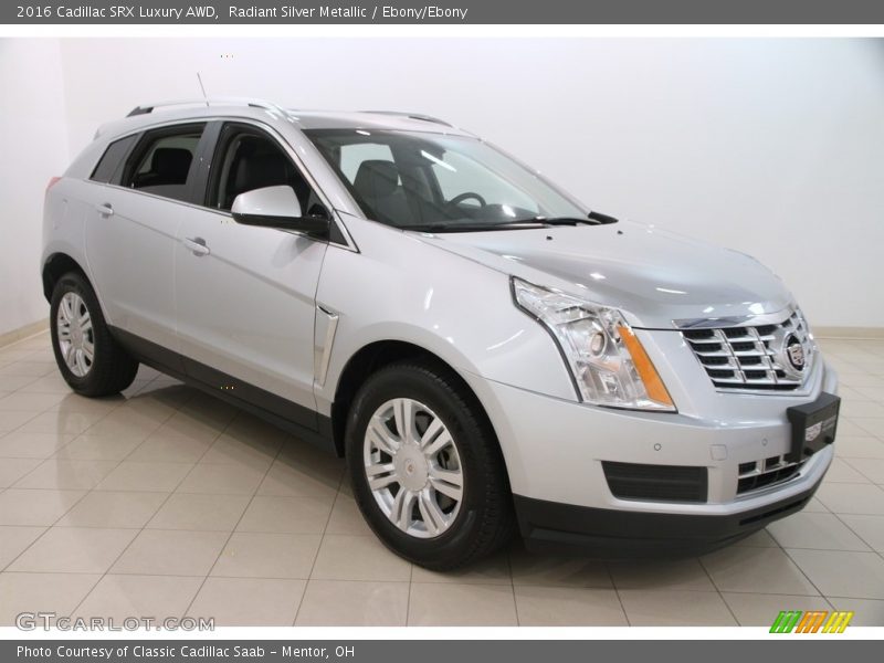 Radiant Silver Metallic / Ebony/Ebony 2016 Cadillac SRX Luxury AWD
