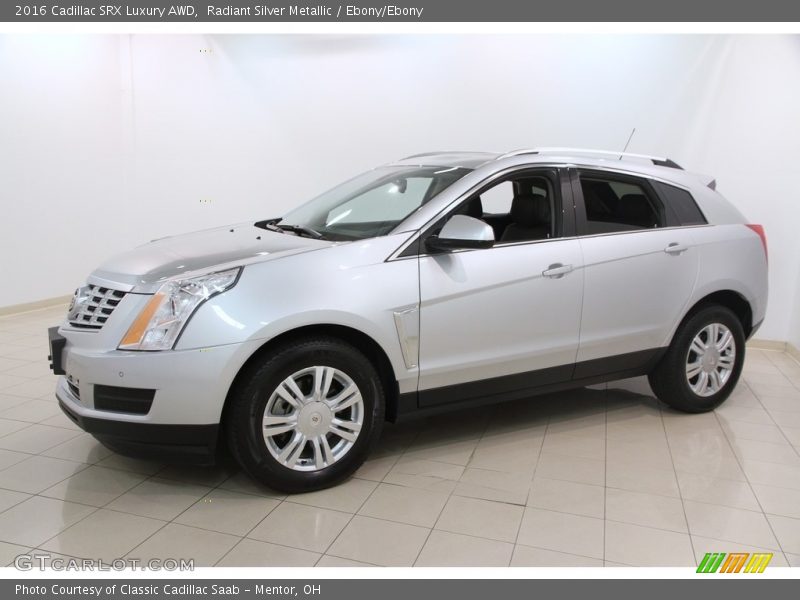 Radiant Silver Metallic / Ebony/Ebony 2016 Cadillac SRX Luxury AWD