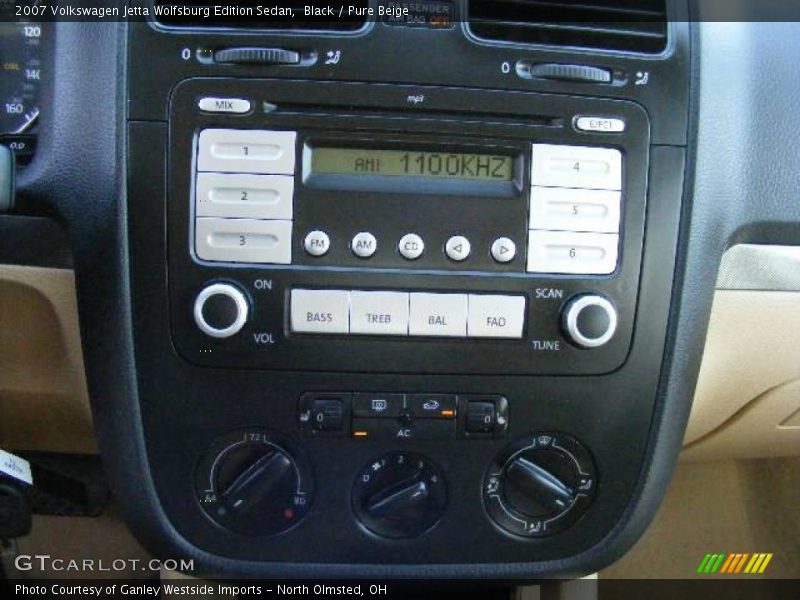 Black / Pure Beige 2007 Volkswagen Jetta Wolfsburg Edition Sedan