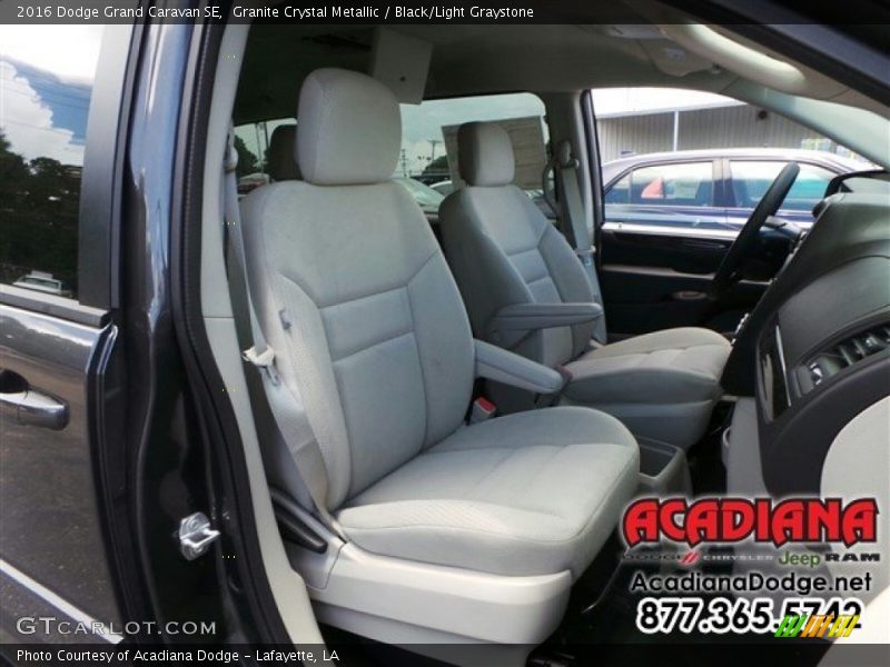 Granite Crystal Metallic / Black/Light Graystone 2016 Dodge Grand Caravan SE