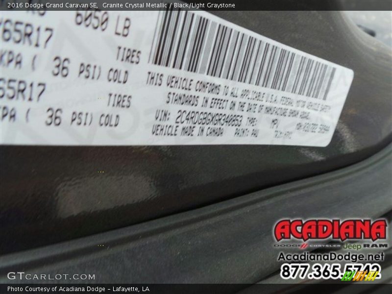 Granite Crystal Metallic / Black/Light Graystone 2016 Dodge Grand Caravan SE