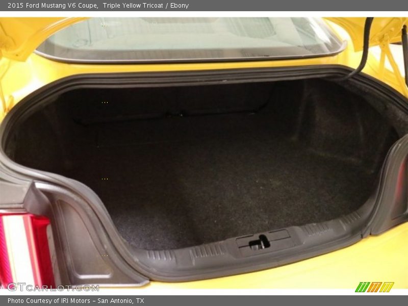 Triple Yellow Tricoat / Ebony 2015 Ford Mustang V6 Coupe
