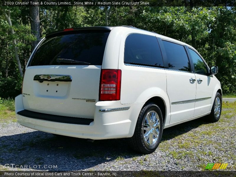 Stone White / Medium Slate Gray/Light Shale 2009 Chrysler Town & Country Limited